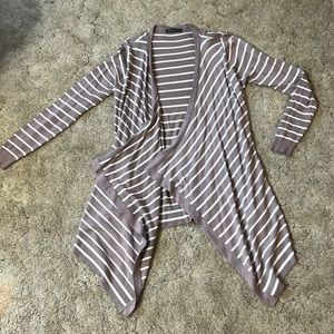 LN women’s Bajee Collection taupe & white cardigan size small but very stretchy